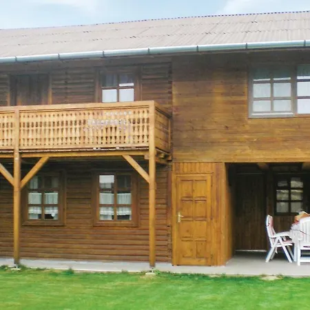 Six-bedroom In Buzsak-csisztapuszta * Csisztapuszta