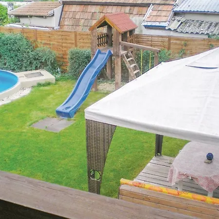 Apartament Six-bedroom In Buzsak-csisztapuszta *